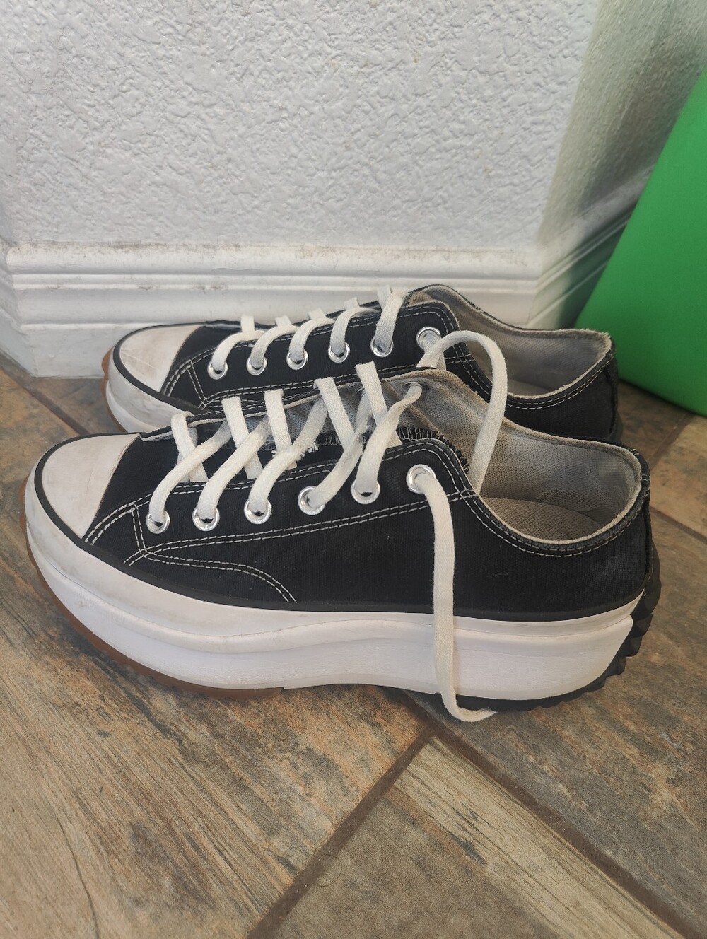 Converse Platform Low Top, Unisex, Men's 7, Women's 8.5 US Size, Black
